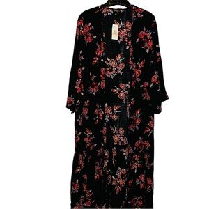Jessica Simpson Black Floral Kimono